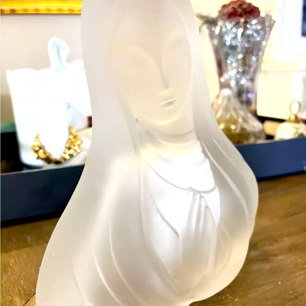 Glass Art Deco Madonna Bust gorgeous collectibles EXCELLENT SHIPS IN 24 hours!